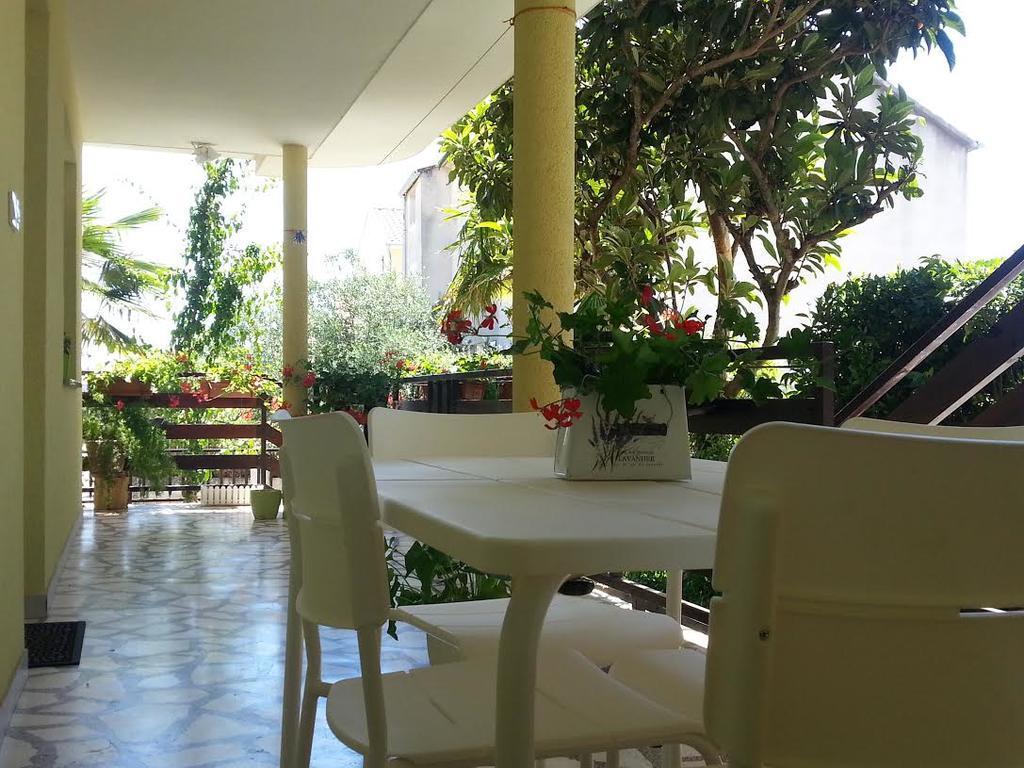 Apartment Perunika Zadar Bagian luar foto