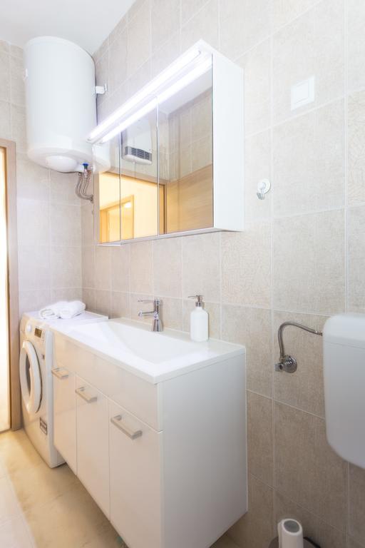 Apartment Perunika Zadar Bagian luar foto